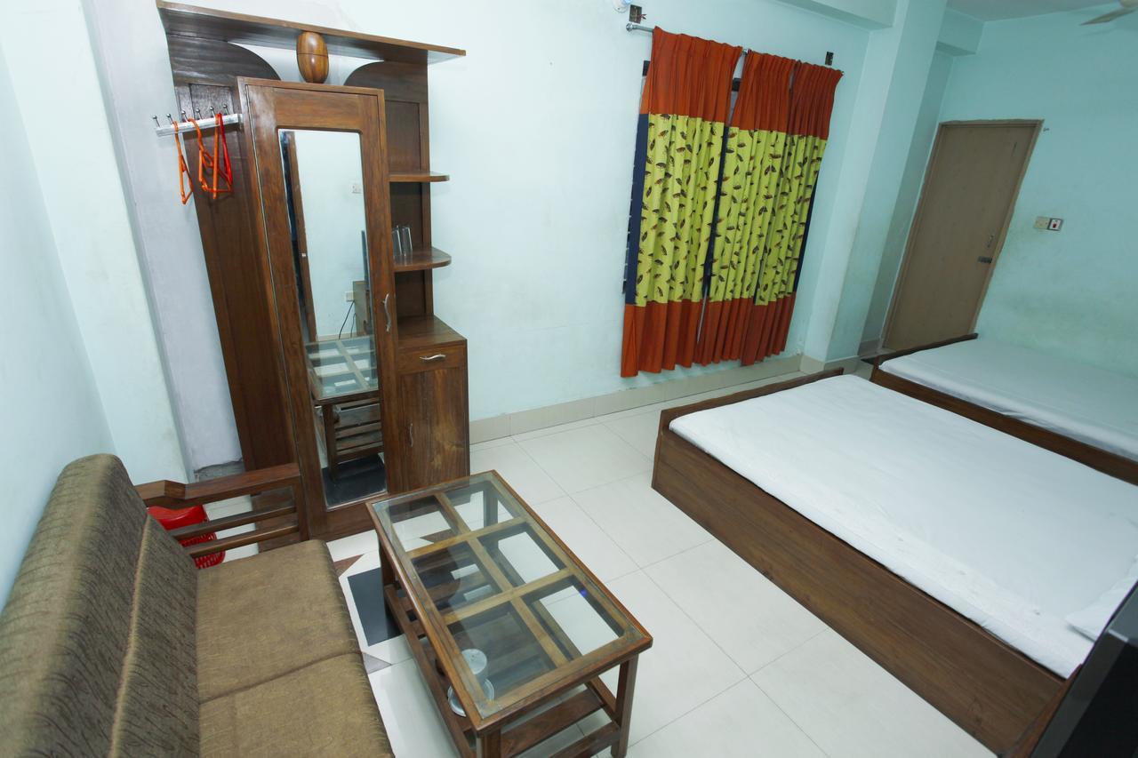 Hotel Star Park Dakhin Kattali 部屋 写真