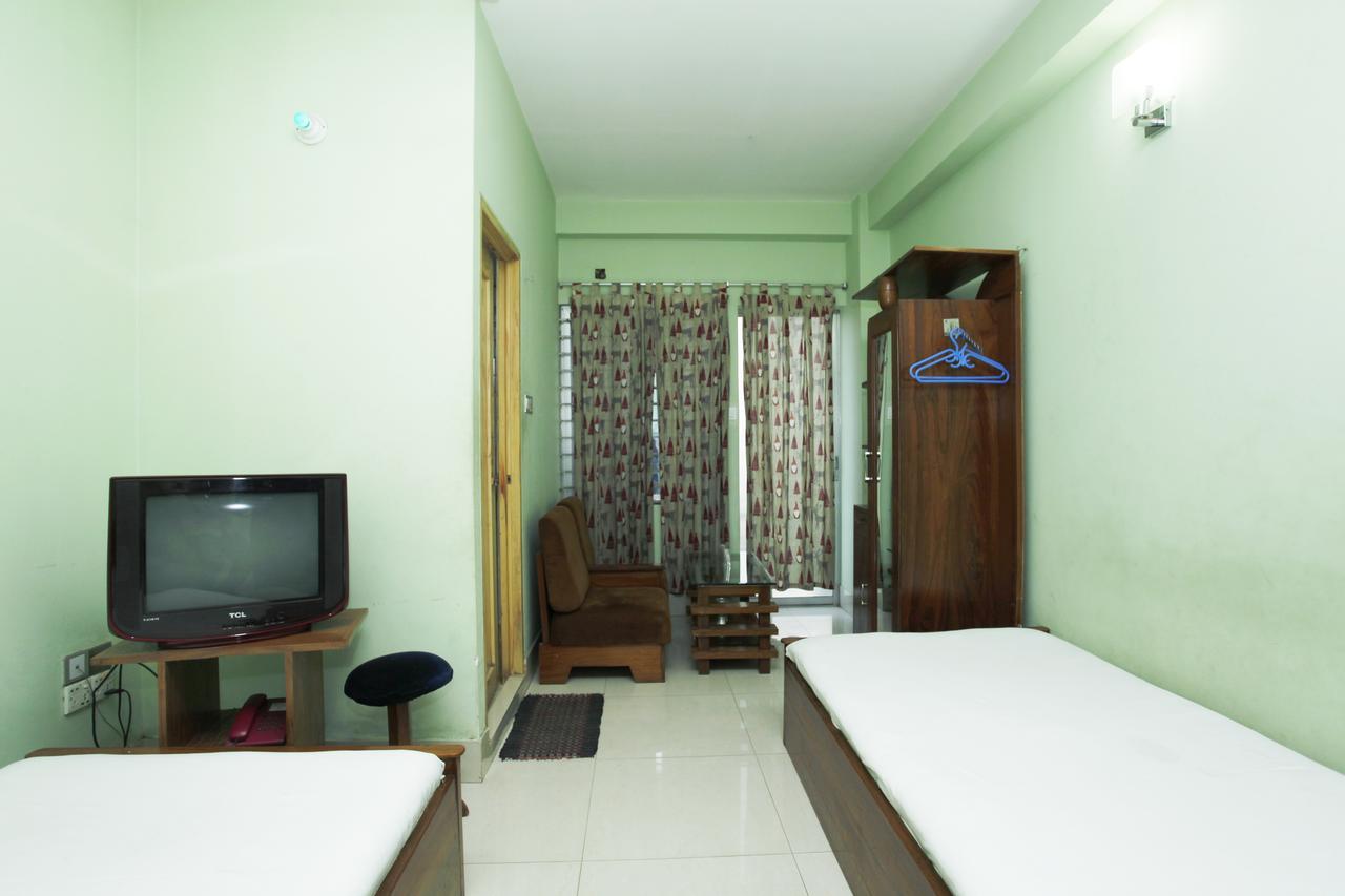 Hotel Star Park Dakhin Kattali 部屋 写真