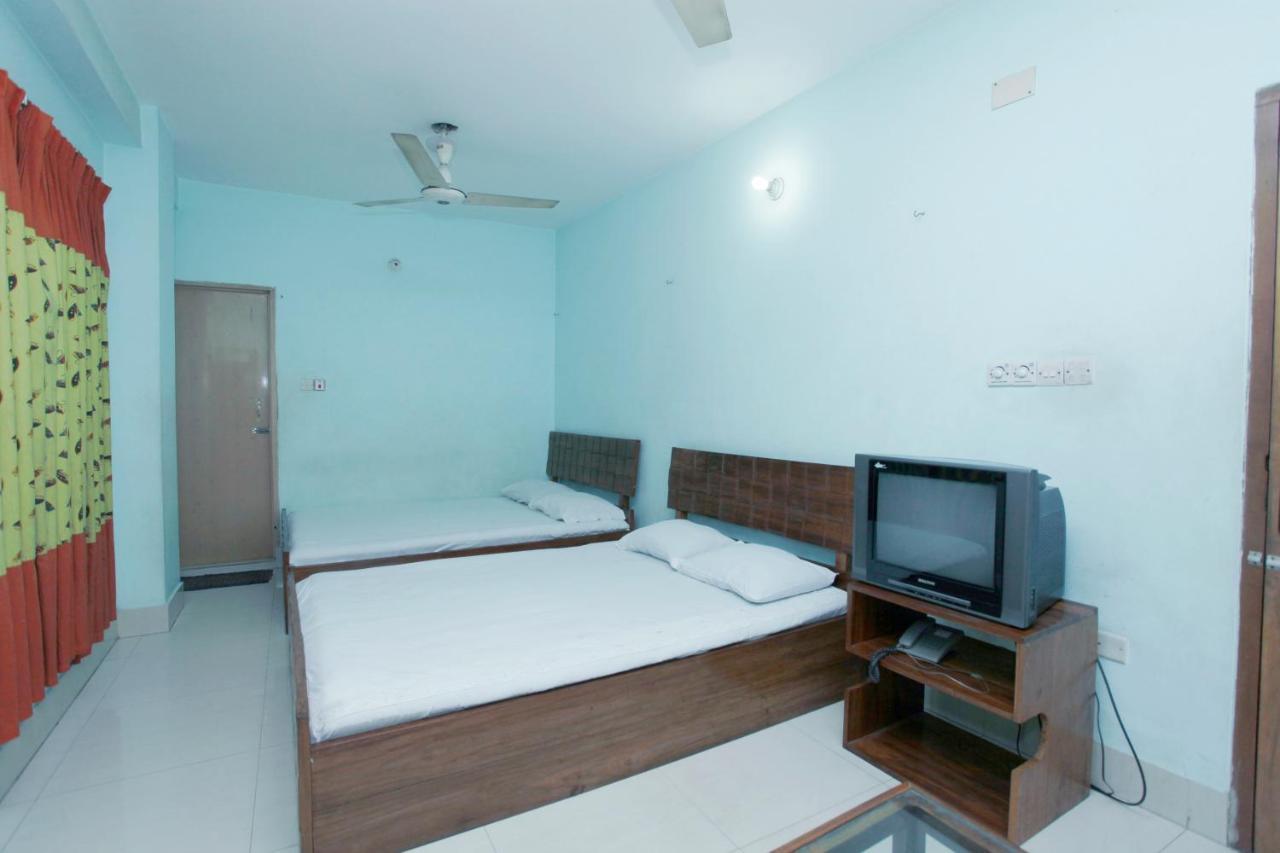 Hotel Star Park Dakhin Kattali 部屋 写真